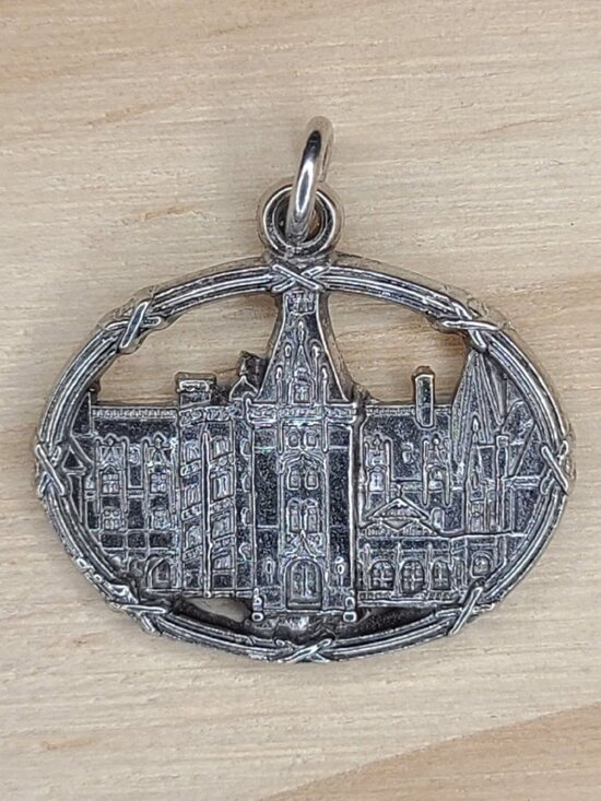 Other Jewelry - Vintage Sterling Silver Biltmore Estate Oval Pendant Charm Asheville NC .75"